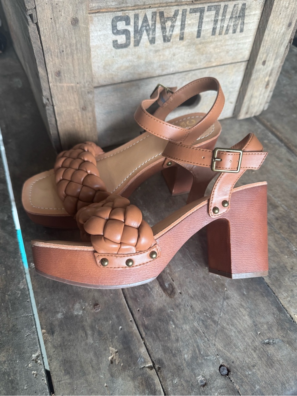 Madden NYC Women’s 7.5 Brown Braided Platform Block Heel Sandals NWT
